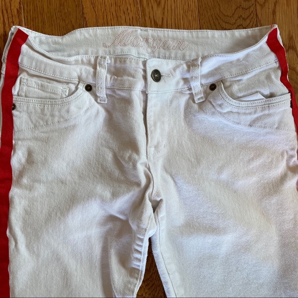dELiAs White Denim Jeans with Red Stripe Size 7 8 - Picture 2 of 6